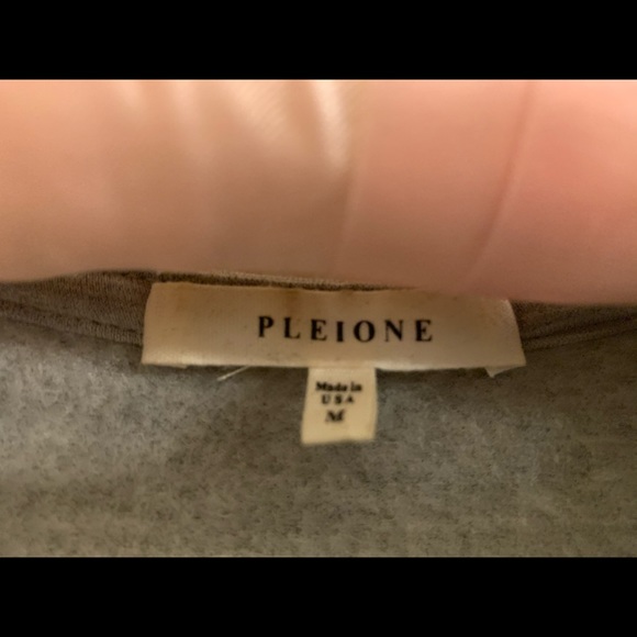 Pleione Sweater - Picture 3 of 4